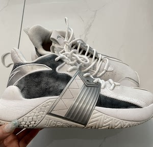 安踏a-shock篮球鞋 kt6水泥克星中邦