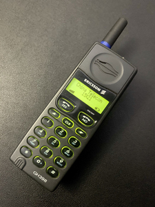 经典古董手机之爱立信gh398,原装正品,二码合一,接打正常