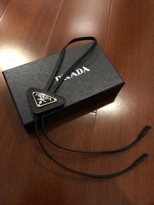 prada 三角标黑色领结 男女同款领带配饰