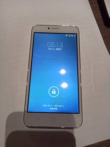 酷派5263电信版手机一部,功能全部正常插卡即用,双卡双待一