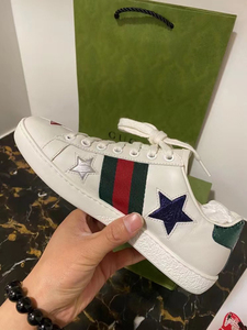 gucci/古驰女士五角星小白鞋,轻微试穿痕迹,默认运输压痕