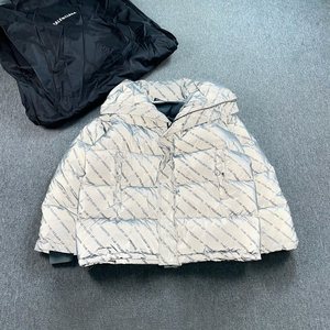 balenciaga 巴黎世家 3m反光弹幕羽绒服 46码