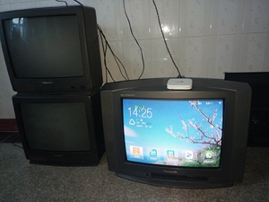 松下老电视机2188还有一台25寸32寸tcl飞利浦长虹都是