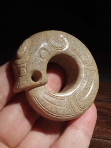 高古玉 商周玉器 和田玉 o形玉龙 龙形玉环玉佩挂件手把件