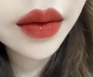 tf口红15黑管橘色