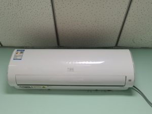 新迎燕 空调 挂式空调 2匹 几乎全新 用了一个月