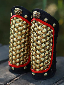 乌衣巷山文甲护臂明制甲胄飞鱼服配饰原创手工防砍不锈钢金色护腕