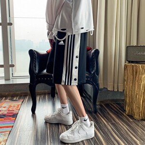 adidas阿迪达斯nba联名款四色经典休闲运动排扣短裤