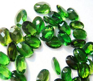 俄罗斯 绿宝石 vvs 天然透辉石 裸石 戒面4*6mm 26元/粒饰品工具