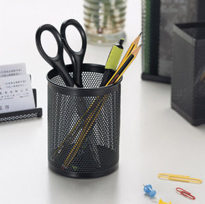 得力金属网纹圆形黑色笔筒909 创意时尚铁质精致笔筒办公学生文具