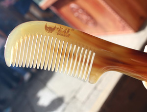 宝锐正品天然牛角梳黄牛角梳子纯手制造舒适原生态形体保健梳