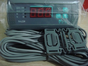 NA220新亚洲温控器  制冷化霜电子温控仪 双探头