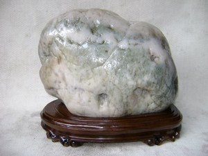 天然奇石 绿蜡石 石头摆件 原石精品 配底座 观赏石 {发财猪}