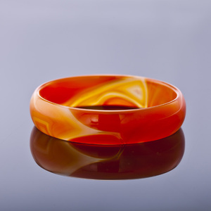 多伦玛瑙手镯天然