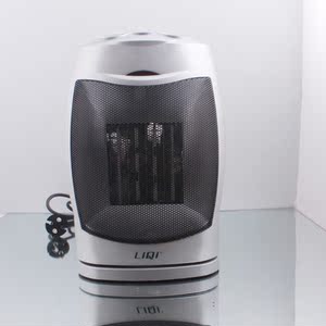 立奇摇头式暖风机陶瓷加热电暖器冬季取暖器浴室取暖