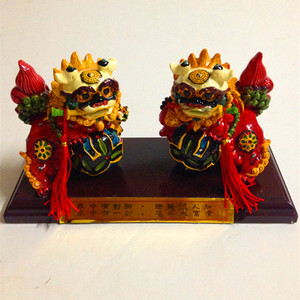 台湾交趾彩陶风狮爷摆件 树脂彩绘对狮摆件 招财镇宅