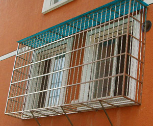 武汉市不锈钢防盗网,门窗,遮雨棚!