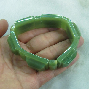 天然岫岩玉石岫玉析木绿河磨玉石包玉和田玉手链手串手排坚韧细腻