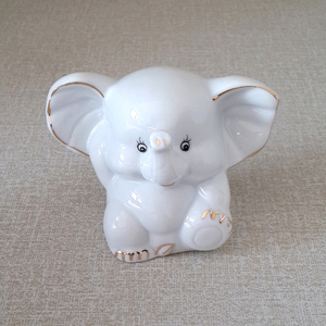 小白象摆件