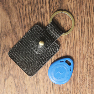 真皮门禁卡id钥匙卡套id感应卡皮套蜥蜴纹牛皮收纳可直接感应包邮