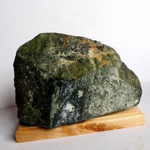 崂山绿石 海底玉 海淘石 观赏石 挂翠绿石俩面都可欣赏--崂山秋色