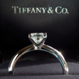 美国直邮tiffany正品代购51分f色vs1四爪公主方钻戒求婚戒指