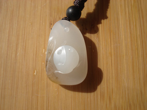 玉雕大师 顾红作品 和田玉原颗籽  金蟾 "玉鼎"款