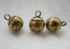 12毫米三朵花铜扣，实心黄铜纽扣，大棉衣铜扣子，特大号实心铜扣