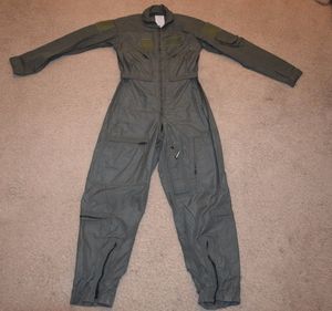 美国 空君 公发带魔术贴 cwu-27p 飞行连体服 全新军绿色 多尺码