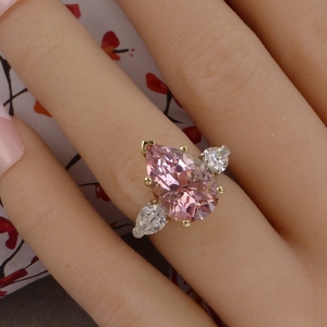 4.7克拉粉红色天然绿柱石 纽约个性化定制铂金梨形钻石戒指 余款