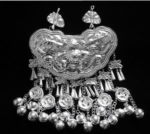 苗银大锁苗族挂锁苗族银饰挂锁苗族长命锁项圈胸牌苗族服装