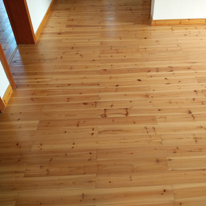 免漆杉木地板纯实木地板厂家直销民宿原木色天然环保室内老木地板