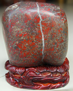 神农梅花鸡血石 神农梅花鸡血玉 鸡血梅花石 鸡血梅花玉 鸡血石