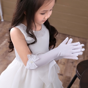 长白手套公主图片