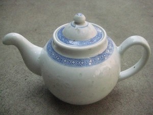 青花玲珑透光瓷器茶壶 老茶壶 有底款 50年代左右