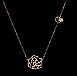 香港代购piaget伯爵 rose系列 玫瑰金玫瑰花钻石项链 郑秀文同款