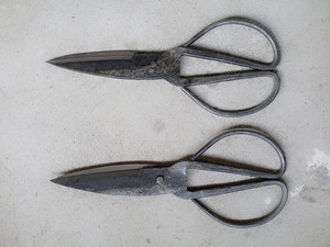 家用剪刀 大号剪26cm土剪刀手工锻打一体老式铁剪刀皮革剪橡胶剪