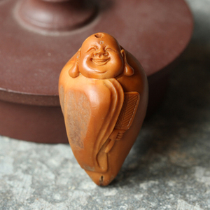 苏州橄榄核雕单子弥勒佛蒲扇沈锦工作室宇丰款苏工单籽纯手工