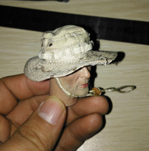 1/6 兵人用 奔尼帽 模型 军绿迷彩和三沙色