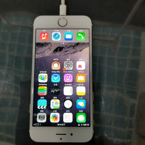 ios 8.3完美越狱_苹果8.3越狱_苹果5 8.3 越狱 视频工具