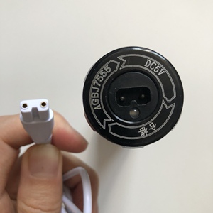 康铭h01 h02 h03森林虎583 584 588 589 590强光手电筒充电器线