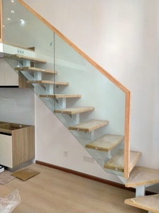 公寓钢木楼梯玻璃护栏公寓玻璃楼梯实木护手面