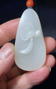 美玉良缘 新疆和田玉籽料莲花 荷花 青莲一品苏工名家挂件