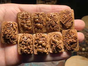 潍坊核雕大师纯手工桃核雕刻吉祥八宝完美无瑕疵收藏级别招财