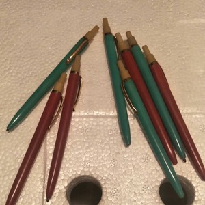 八十年代百货公司老库存怀旧收藏老式圆珠笔,不能使用了只做收藏