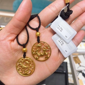 克减65周大福传承系列龙飞凤舞黄金足金吊坠龙牌凤牌婚嫁情侣新款