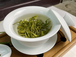 2022年新茶婺源高山荒野绿茶江西特产春茶一芽二叶兰花香125g包邮