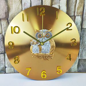 创意猫头鹰卡通挂钟儿童房时尚钟表金属表盘时钟