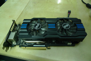 个人闲置 asus华硕 冰骑士 gtx970-dc2oc-4gd5 显卡 裸体一张