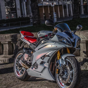 雅马哈r6街跑摩托车公路赛双缸四缸水冷重型机车川崎h2公路赛趴赛